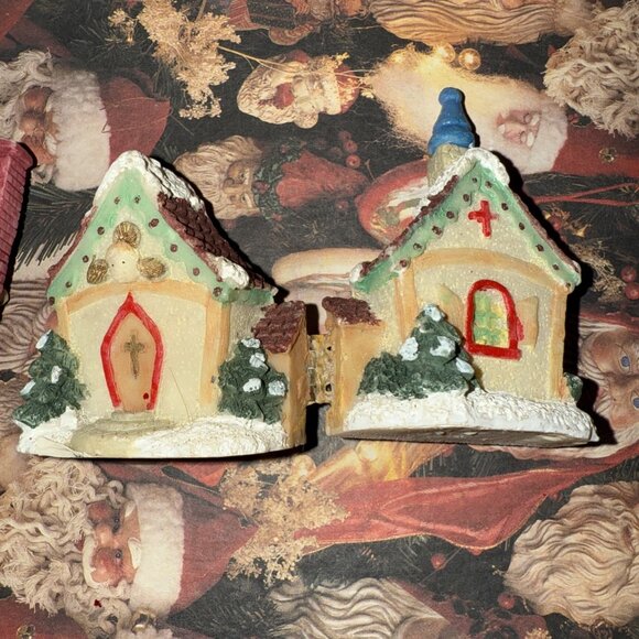 Vintage Christmas Village Houses Manger Building Wooden Ornaments Lot Of 4 Mini - Picture 9 of 16
